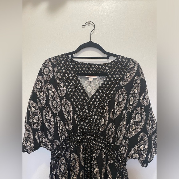 Knox Rose Flowy Smocked Maxi Dress - Picture 2 of 9